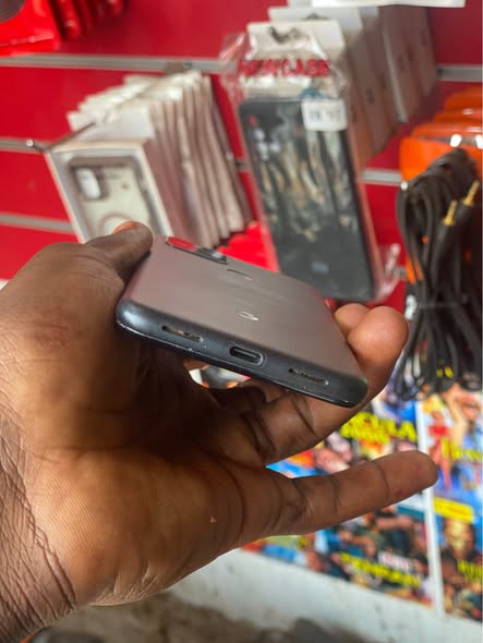 A picture of GOOGLE PIXEL 5 128GB