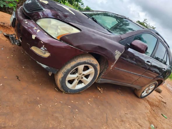 A picture of Lexus Rx330 2005 Model