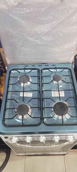 4 plate stoves