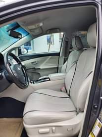 A picture of Clean 1st Body 2011 Toyota Venza Registered 4plugs