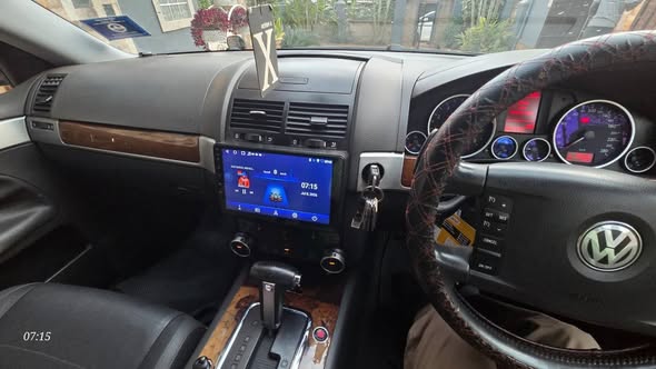 A picture of VW Touareg for Sale