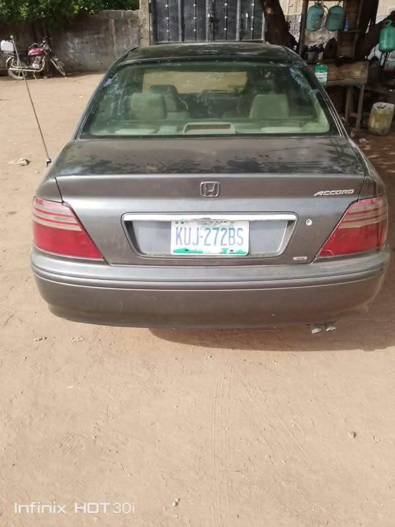 A picture of 2001 Honda accord uk