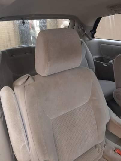 A picture of Toyota sienna 2010