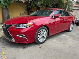 A picture of 2015 toks lexus es350 08163955406