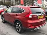 A picture of 2016 HONDA CR V