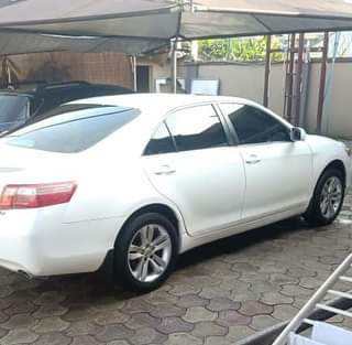 A picture of Toyota Camry 2008 Model Colour white First body beautiful interior