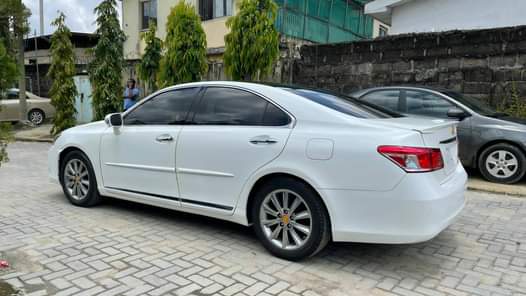 A picture of Lexus ES350 2012 Model Price 7 5m Nothing to fix