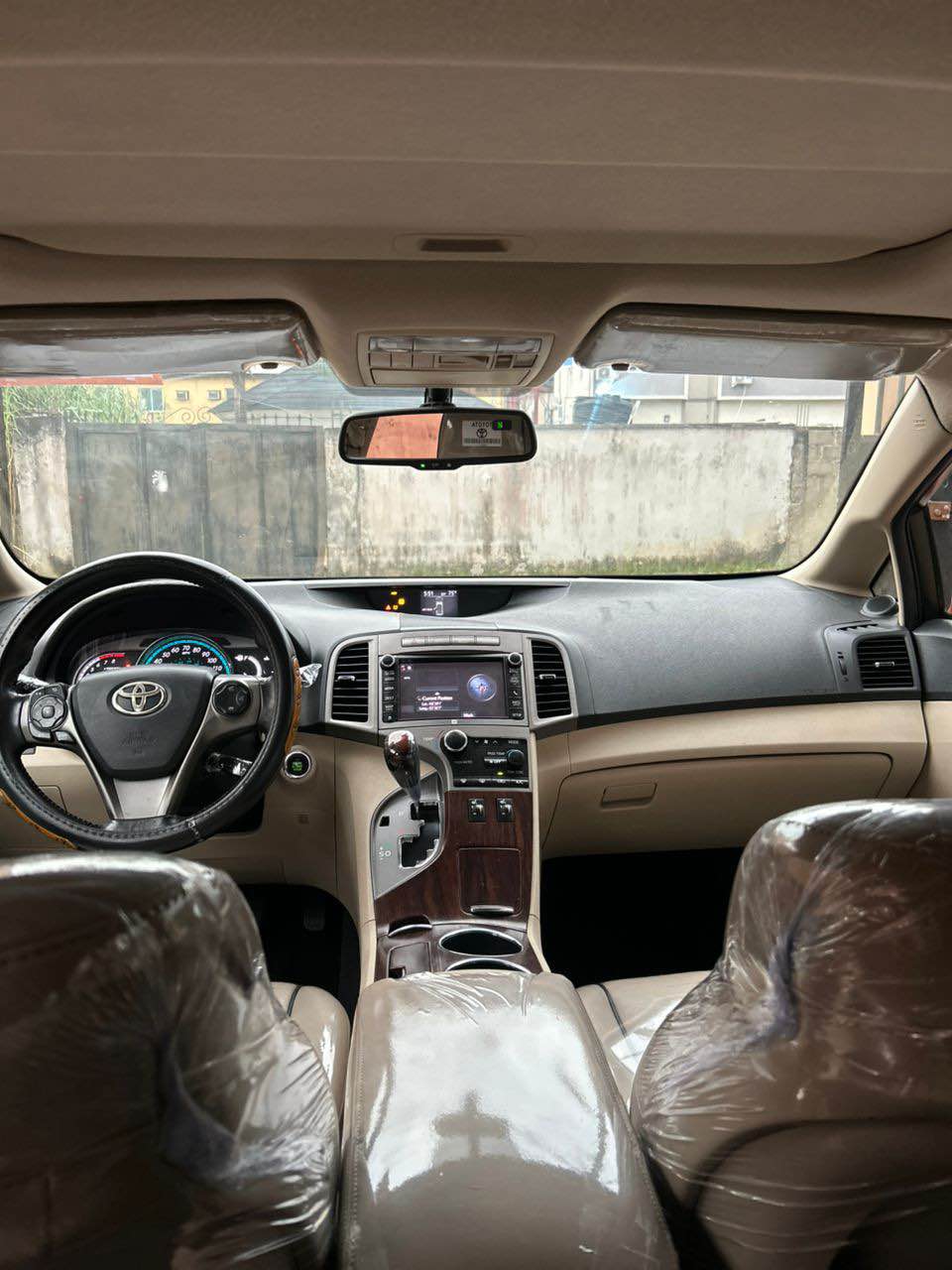 A picture of Toyota Venza 2013 Fullest option