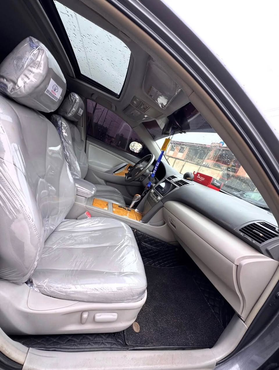 A picture of Registered but barely used 2008 Toyota Camry XLE FULL OPTION