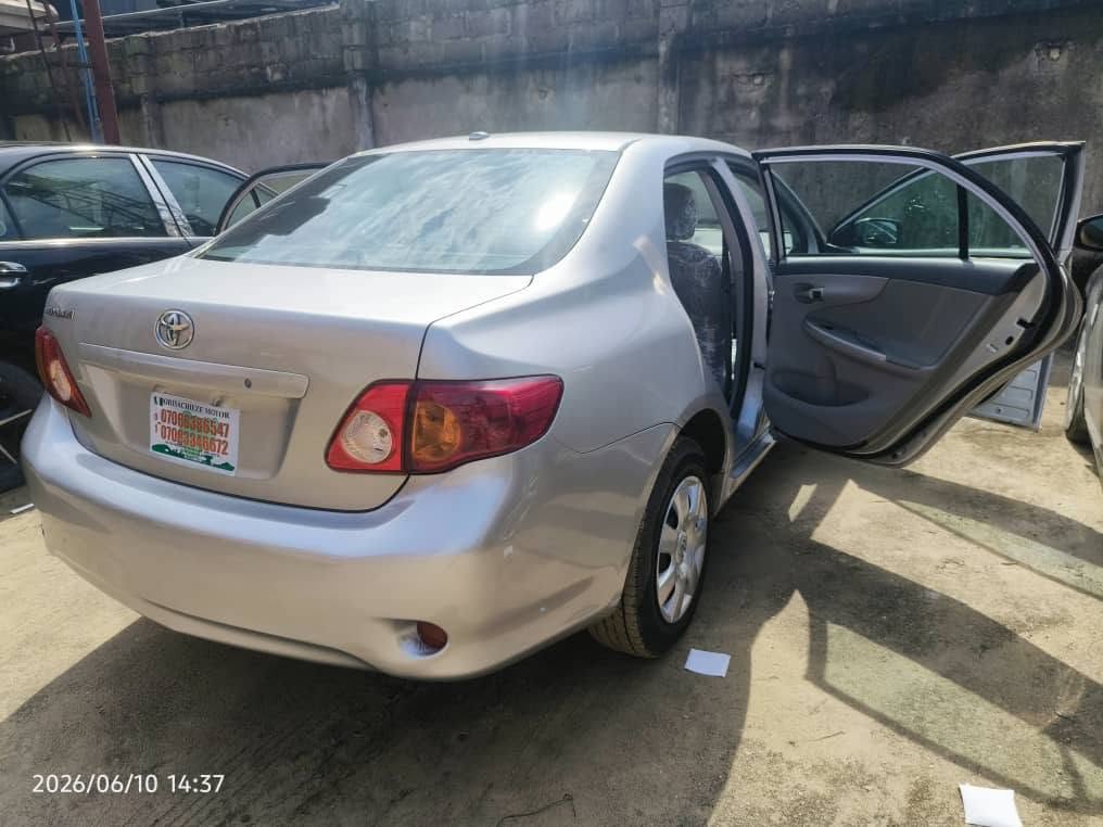A picture of Direct Belgium Toyota Corolla 2012