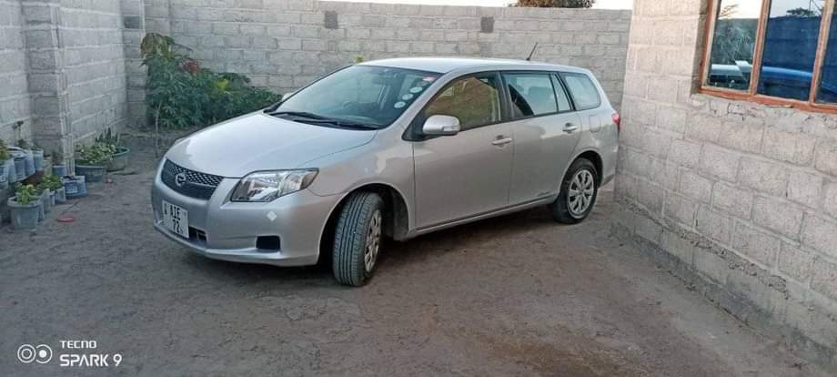 toyota fielder