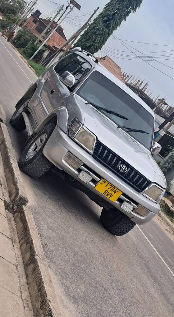 A picture of Prado 1kz Diesel