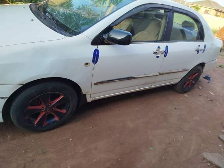 A picture of Toyota Corolla 2005