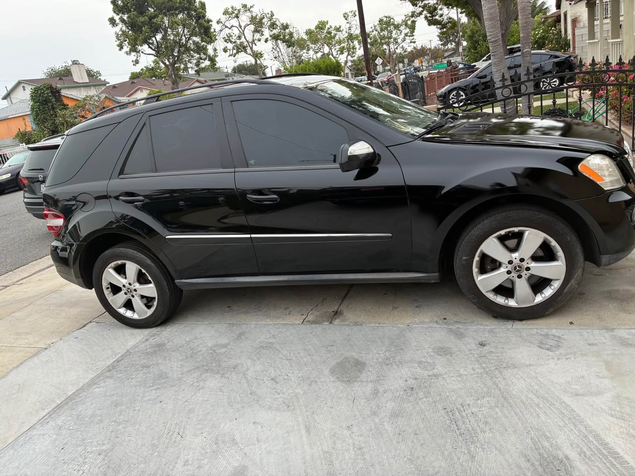 A picture of 2009 Mercedes Benz m class