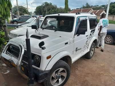 A picture of SUZUKI SAMLAI 0672847429 WhatsApp
