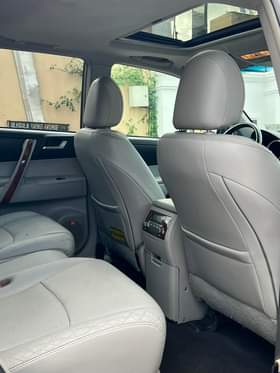 A picture of NEWLY ARRIVED FOREIGN USED 2011 2012 LIMITED EDITION HIGHLANDER KEYLESS