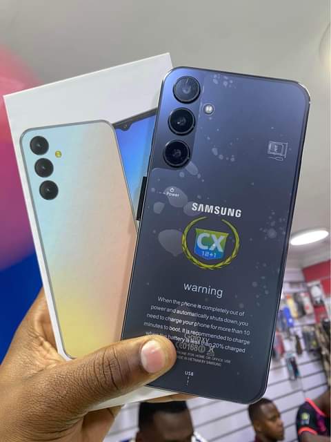 A picture of SAMSUNG GALAXY A 34 GB256 RAM16