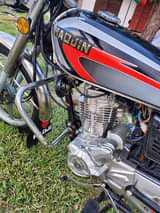 A picture of HUNIAO CC 125