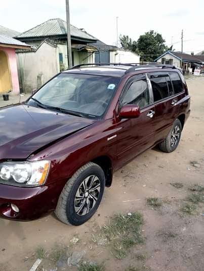 A picture of Toyota highlander