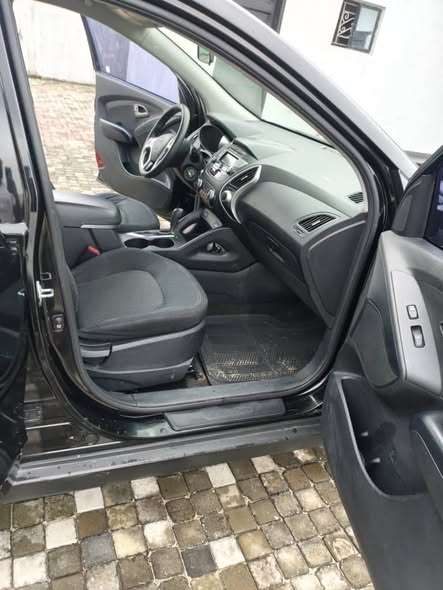 A picture of Hyundai Tucson 2011 model