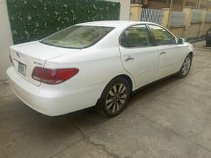 A picture of Lexus ES330 2004 model 4 sale Super Clean first body