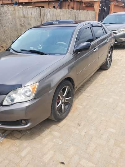 A picture of Toyota Avalon