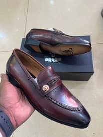 A picture of Men s shoe