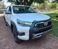 used toyota hilux