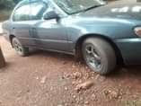 A picture of 1990 Toyota 190