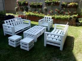 A picture of Call no 0698006900 WhatsApp no 0743496892