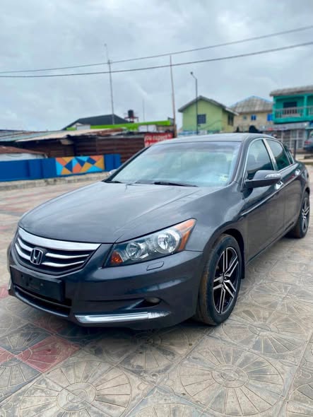A picture of Honda accord 2010