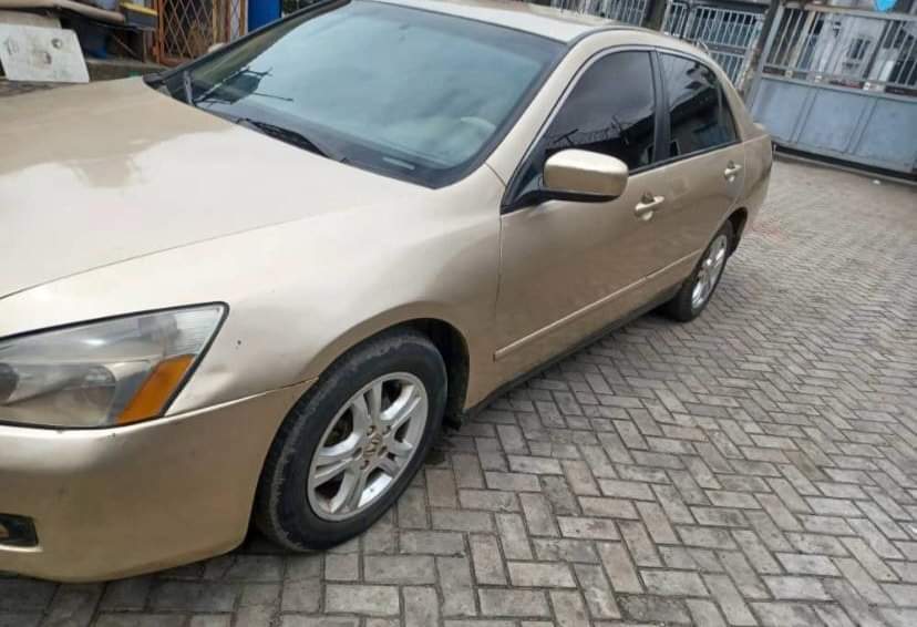 A picture of Clean Used 2006 Honda Accord DC 