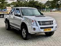 classifieds/cars isuzu