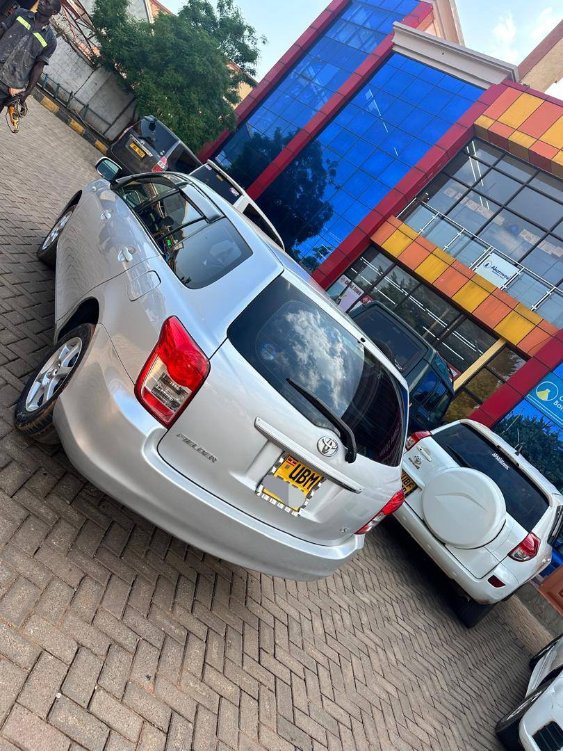 A picture of Fielder 2011 model on quick sale at 25.5m Ugx only