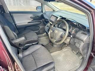 A picture of TOYOTA WISH NEW MODEL