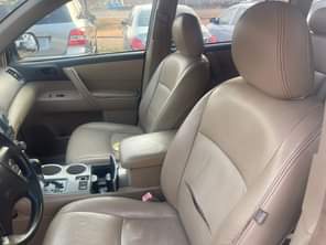 A picture of Very Clean and Sound Toyota Highlander 2010 Model Registered Excellent