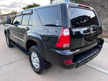 A picture of Toyota Hilux Surf on sale DPS gari imetuzwa vizuri sanaaaa