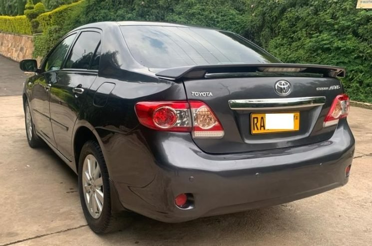 A picture of TOYOTA COROLLA ALTIS 2010 AUTOMATIC