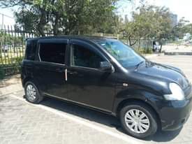 A picture of Toyota Sienta