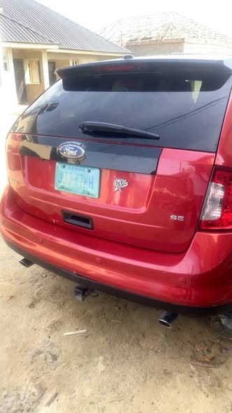 A picture of 013 Ford edge