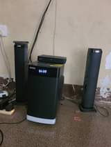 A picture of Dstv na Speaker Boss