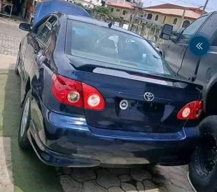 A picture of Brand TOYOTA Model COROLLA Year 2005 Transmission Automatic Price 2
