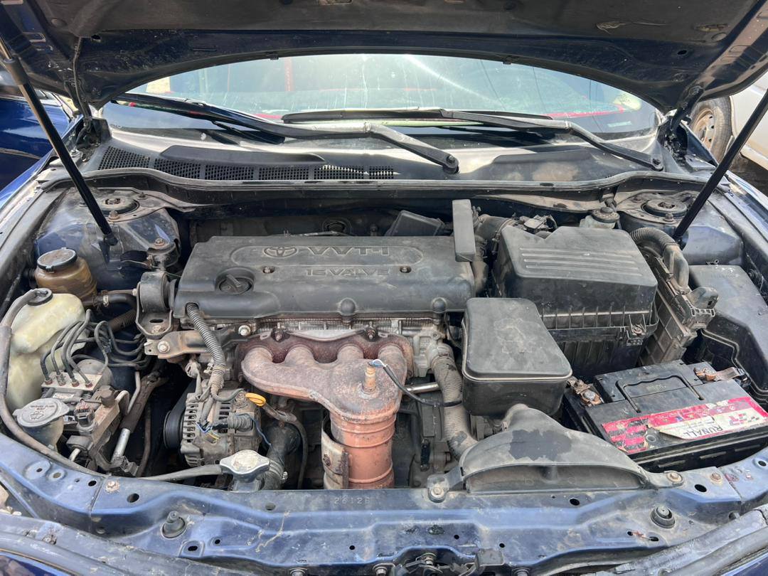 A picture of Toyota Camry 08