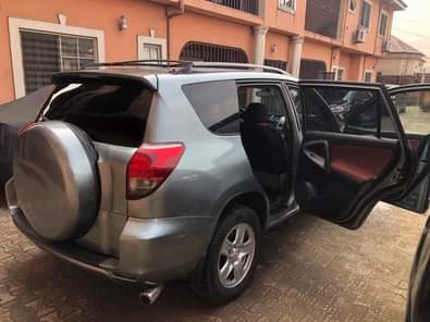 A picture of 2007 model toyota Rav4 CLASSIC EDITION very sound 2 4Litres