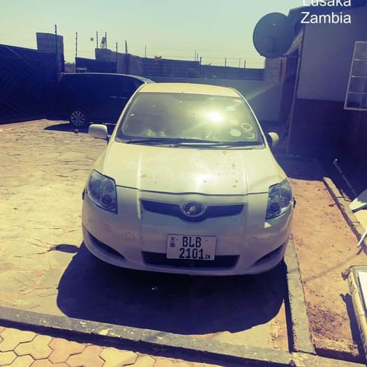 toyota auris