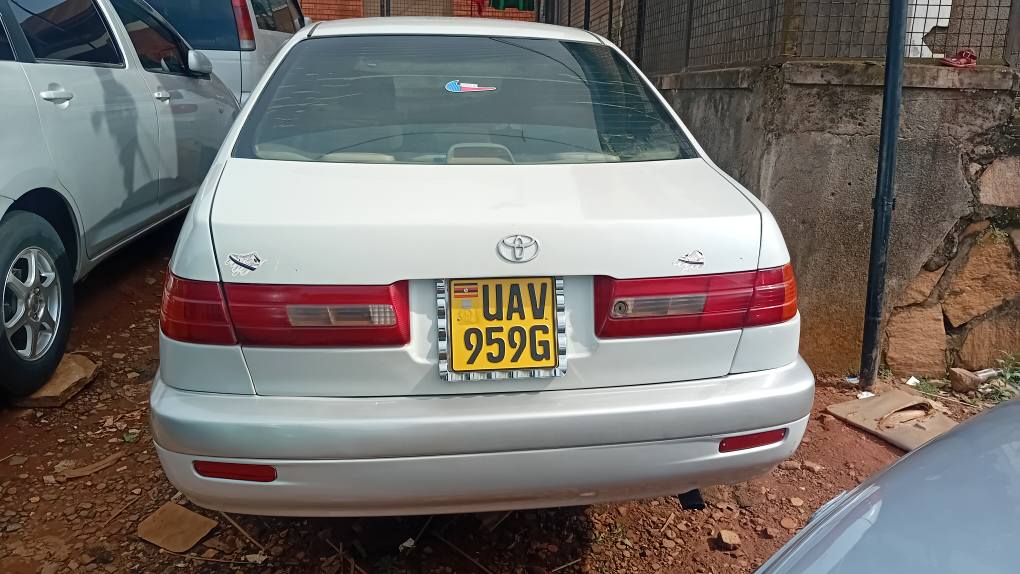 toyota premio