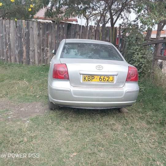 A picture of Toyota avensis 1800cc