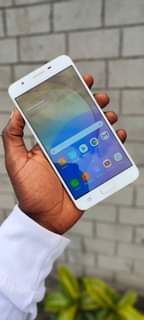 A picture of Samsung Galaxy J7 Prime