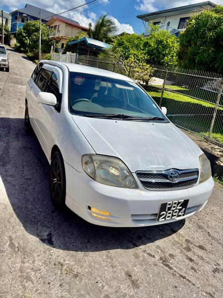 toyota fielder