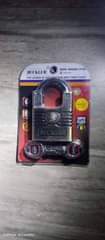 A picture of Padlocks